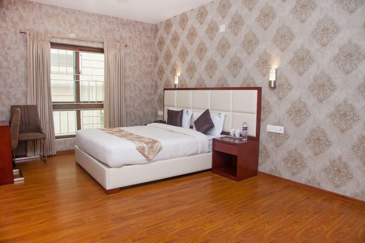 Oyo 16773 Hillcrest Metro Hotel Ooty Luaran gambar